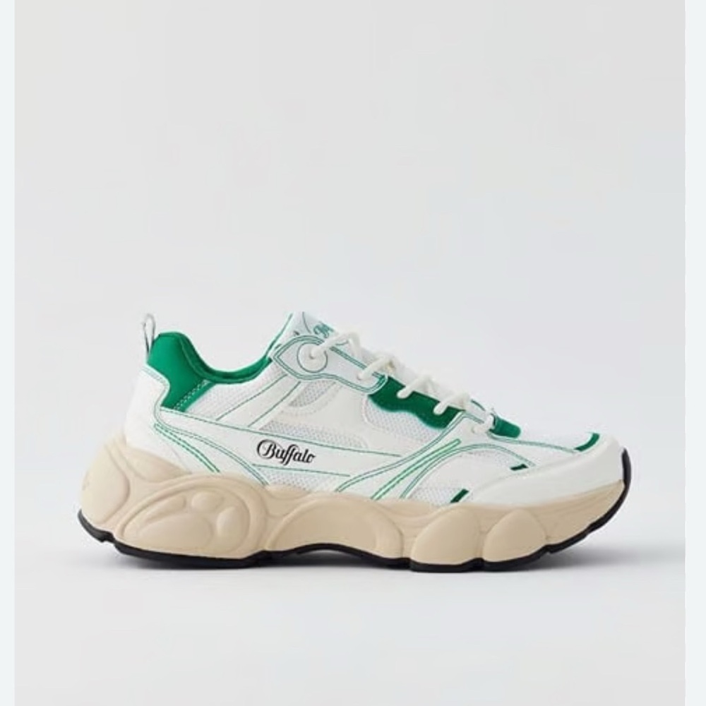 Buffalo Cld Run RT Vegan Low Women’s 39 US 8.5 Sneakers NIB Anthropologie